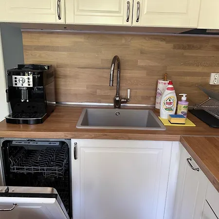 Romantic דירה וארנה